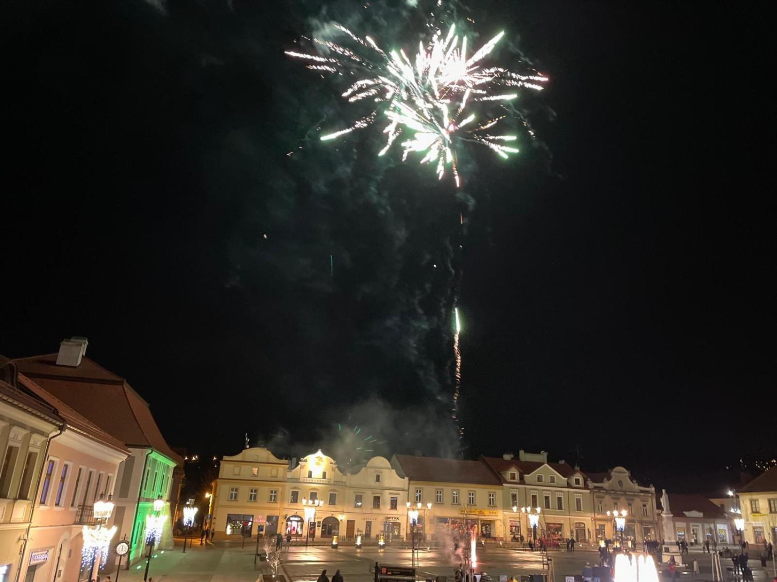 Apartament Studio Z Widokiem Na Rynek Bochnia Eksteriør billede